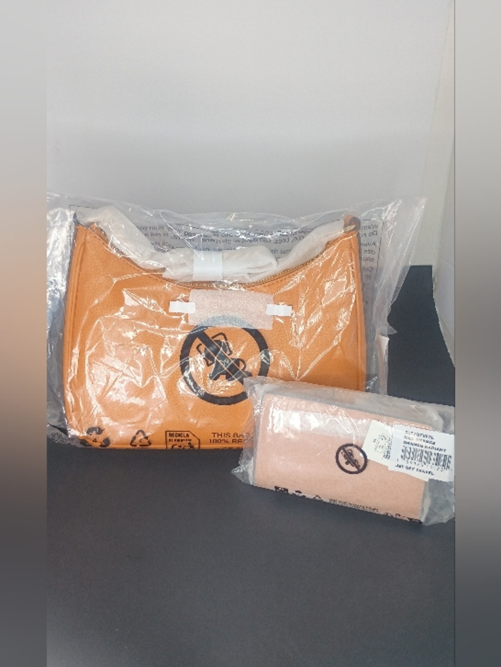 *NWT*~ Michael Kors Jet Set -L Pebble Leather - Convertible Crossbody & Wallet - Picture 9 of 15